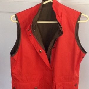 Women's reversible vest